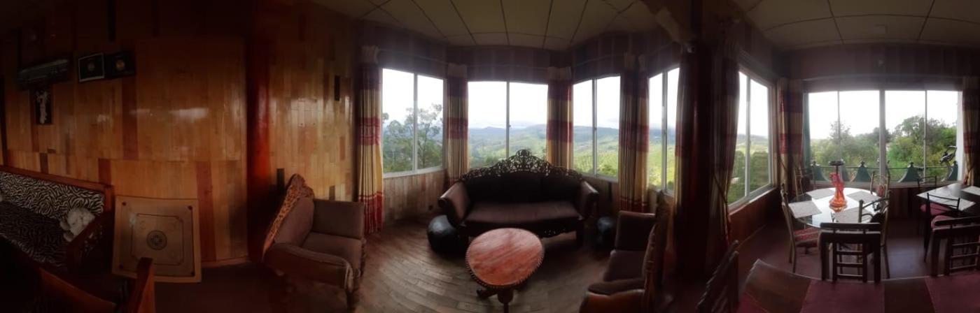 Polo Region Rest Inn Хапутале Екстериор снимка
